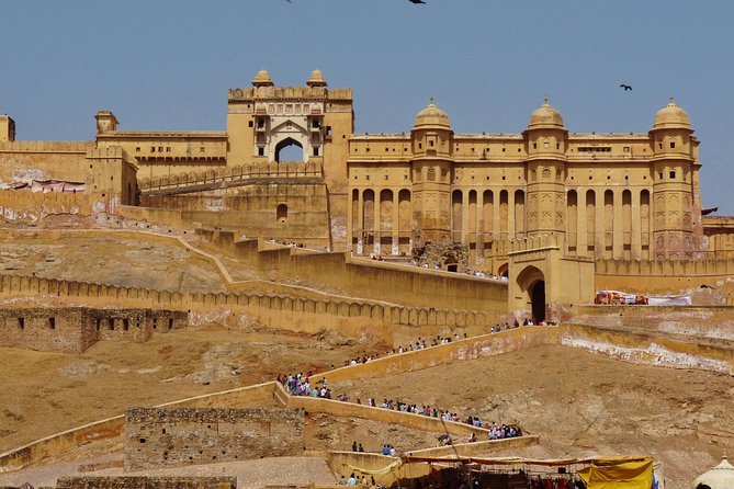 1-Day Trip to Jaipur from Mumbai with Both side Commercial Flights - City Palace and Jantar Mantar pack in Jaipur’s royal center
