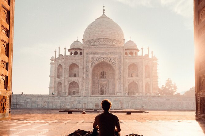 1-Day Trip to Taj Mahal and Agra from Mumbai with Both side Commercial Flights - The handicraft stop in Agra