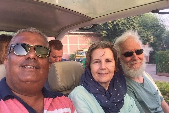4 Day Golden Triangle Tour to Delhi Agra and Jaipur From Mumbai - Delhi combines ancient towers with modern India