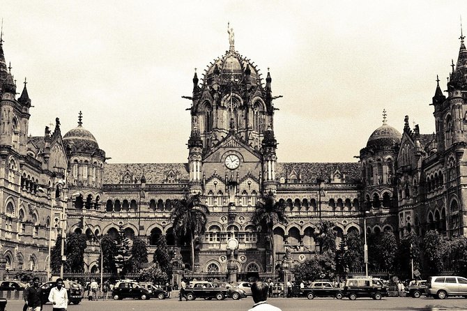 Affordable transfer from Mumbai Airport to Pune - Who Will Like This Transfer Most