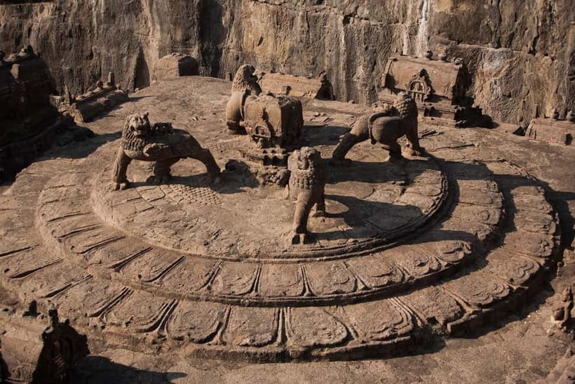 Ajanta & Ellora : Day Tour from Mumbai with Flight Tickets - Food, markets, and the return flight