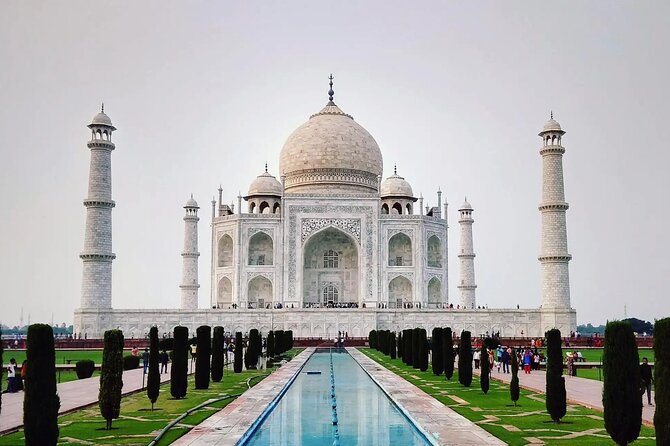 All Inclusive Taj Mahal Tour From Mumbai - The 3.5-hour drive from Delhi to Agra