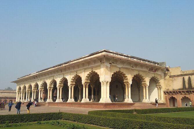 All Inclusive Taj Mahal Tour From Mumbai - Sunrise inside the Taj Mahal
