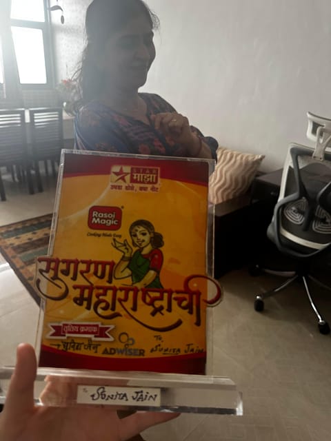 Authentic Mumbai: Home-Cooked Meal with a Local Host - What the two-hour visit is really like