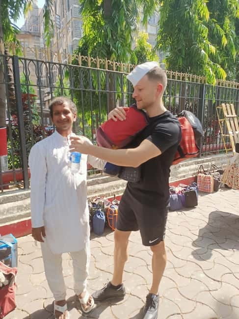 Best Combo Tour: Dabbawalas, Dhobi Ghat and Slum with Train - Why this four-hour Mumbai route works