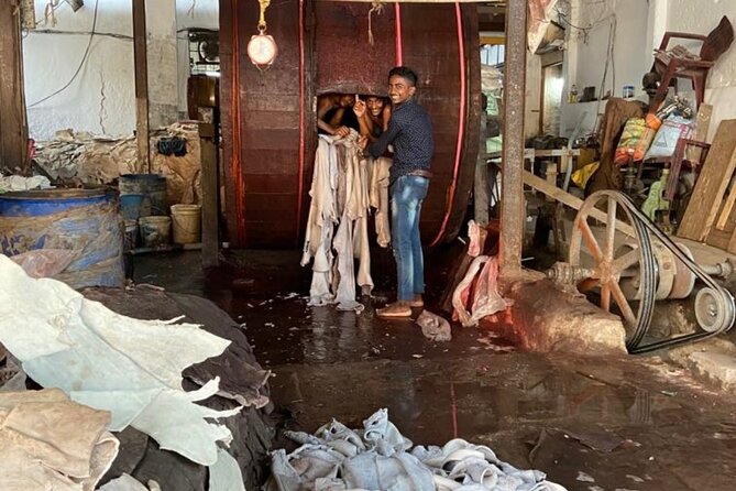 Best of Dharavi Slum with Market Tour - Recycling in Mahim