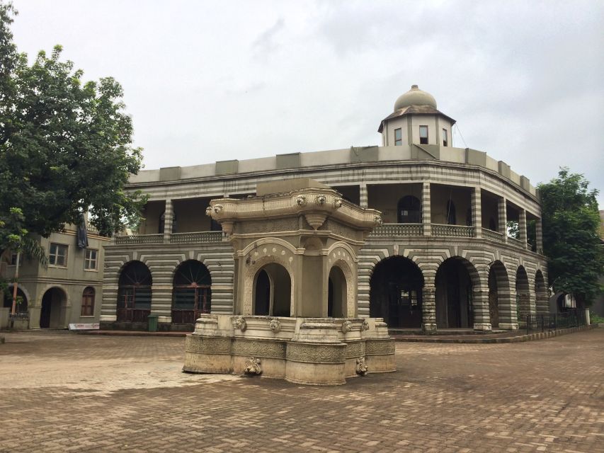 Bollywood Filmcity tour with Dance show. - What the Mumbai Film City visit really offers