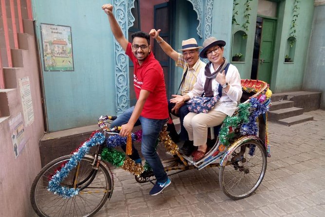 Bollywood For All Group Half Day Tour Including Transport - Key points to know before booking