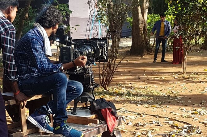 Bollywood Studio Tour experience - Choosing the Elephanta Caves option