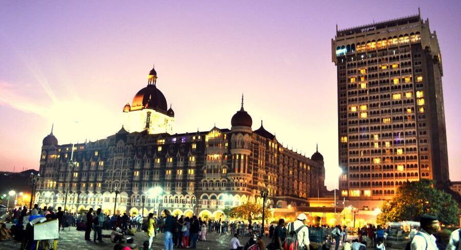 Bombay by Dawn - Why Mumbai’s Morning Starts at 4:30 AM