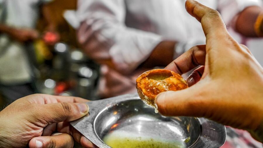 Bombay Express Mumbai Food Tour with 15+ Tastings - Mangaldas and food beyond the usual tourist route
