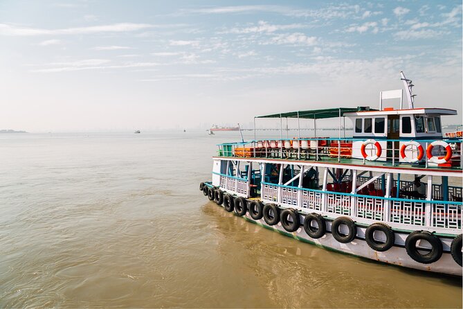 Delightful Elephanta Caves Excursion Mumbai (Guided Half Day Sightseeing Tour) - The one-hour ferry to Elephanta