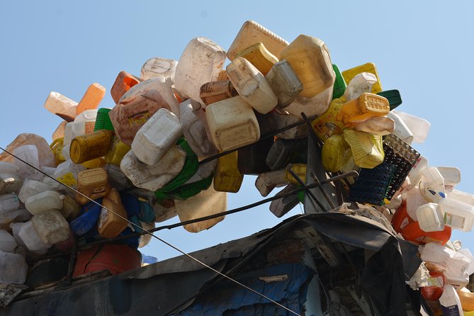 Dharavi slum tour in Mumbai by Female tour guides of the slum - The optional lunch with a local family