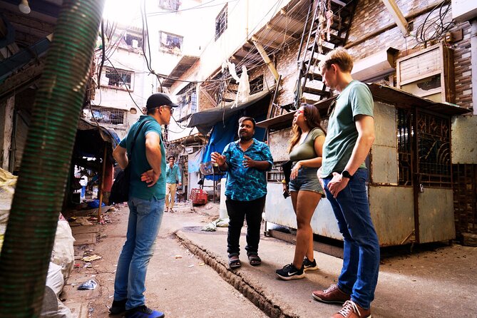 Dharavi Slum Walking Tour: Daily Life in Asia's Largest Slum - Key points to know before you book