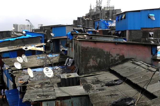 Dharavi Small-Group Mumbai - Walking Tour with Guide and Optional Add-ons - Walking the narrow lanes for two hours