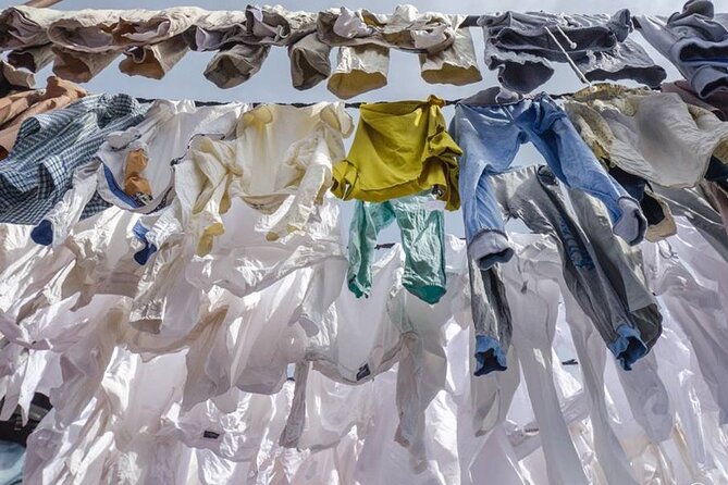 Dhobi Ghat Guided Tour A walk inside the biggest open air Laundry - Why a Guide Makes a Difference
