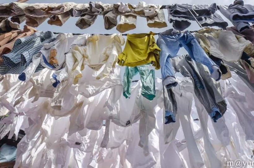 Dhobi Ghat Laundry and Dharavi Slum Tour with Local Train - Two hours walking through Dharavi