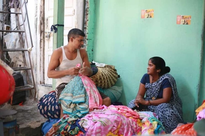 Dhobi Ghat Laundry and Dharavi Slum Tour with Local Train - Who should book this Mumbai tour?