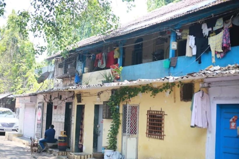Dhobi Ghat Laundry and Dharavi Slum Tour with Local Train - A respectful way to approach Dharavi