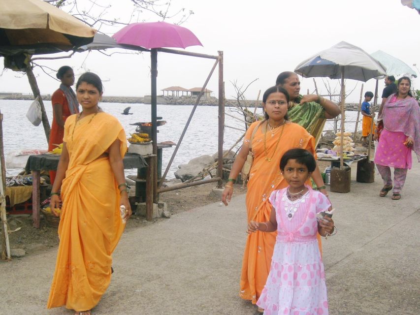 Elephanta Cave Tour with Bollywood Tour - Why this Mumbai pairing works