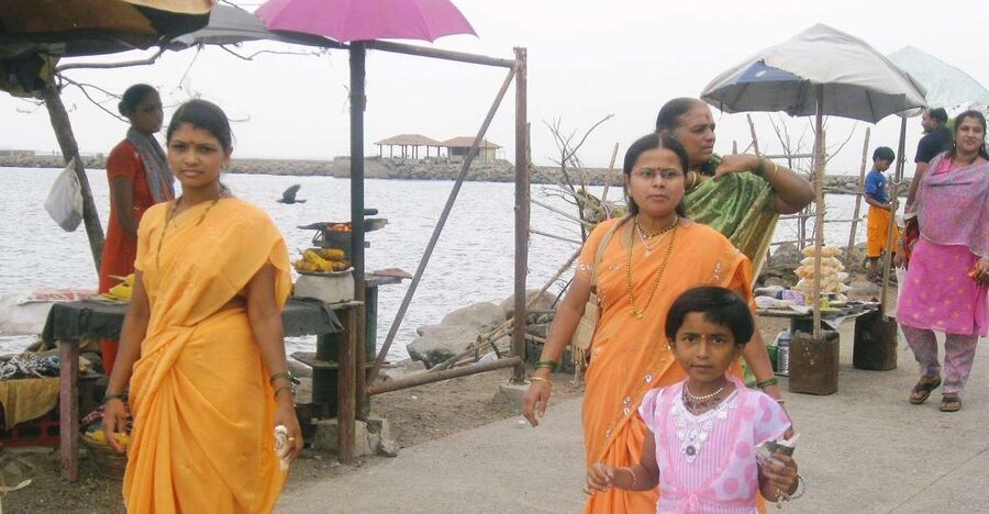 Elephanta Cave Tour with Bollywood Tour - Starting from the Gateway of India