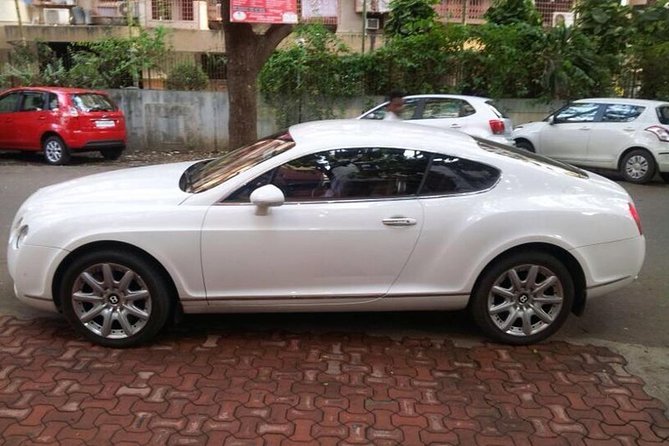 Full Day Mumbai City Tour in Luxury Vehicle - Marine Drive and Girgaum Chowpatty