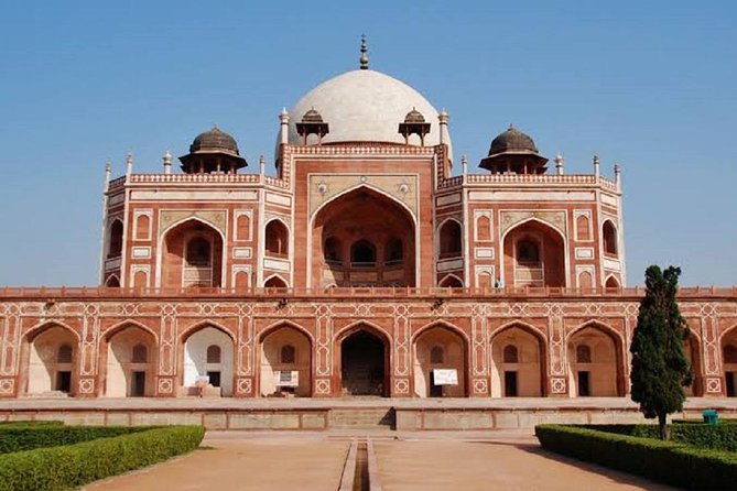 Golden Triangle Tour 4 Days From Mumbai with Return Flights - What the $950 price really covers