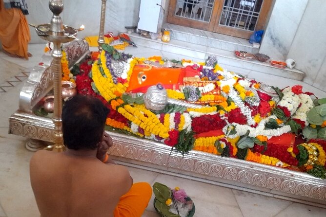 Maharashtra Three Jyotirlinga Tour from Mumbai - Costs that are included and costs you still pay