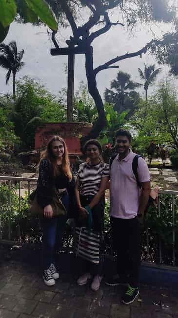 Mumbai: 2-Hour Guided Bandra Walking Tour - What the $17 price gets you