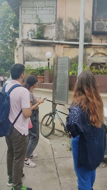 Mumbai: 2-Hour Guided Bandra Walking Tour - Who should book this Bandra walk