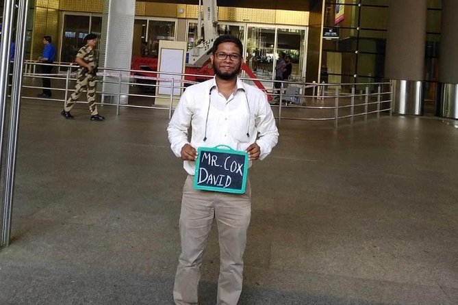 Mumbai Airport Transfer - What happens at the airport arrival area