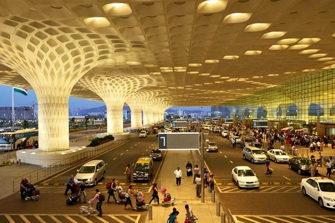 Mumbai Airport Transfer in Private Vehicle - Departure from a Mumbai hotel or residence
