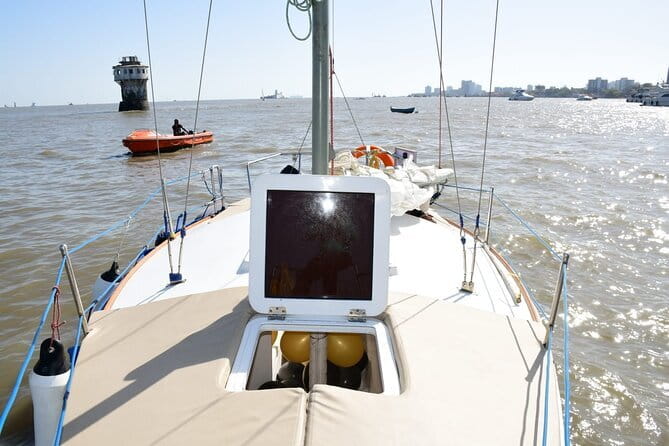 Mumbai Bay Breeze Sail on a Compact Yacht Experience - Leaving from the Gateway of India