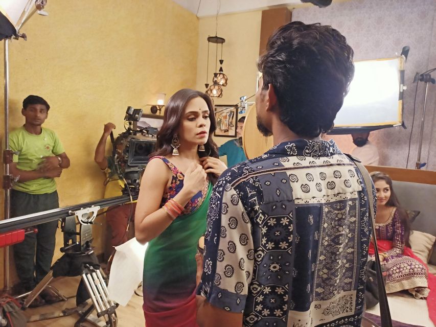 Mumbai: Bollywood Studio Guided Tour with Tickets - The Bollywood Museum and its famous faces
