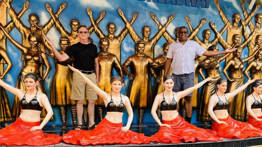 Mumbai: Bollywood Tour in Mumbai Film City - What Mumbai Film City gives you for $64