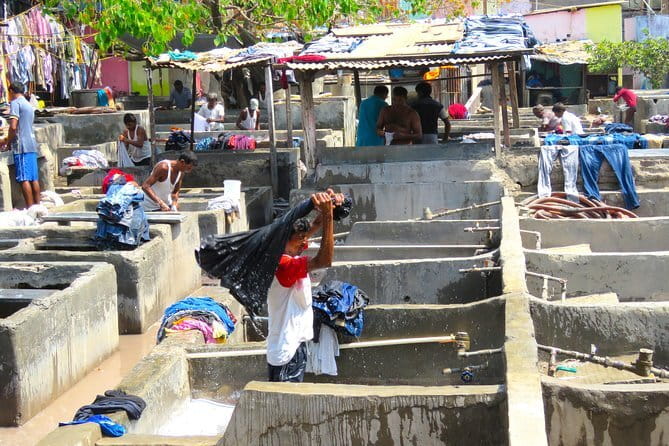 Mumbai By Dawn Morning Markets & The World’s Largest Laundry - Dadar Fruit and Vegetable Market near the station