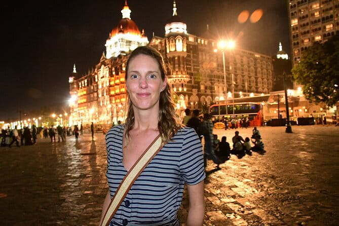 Mumbai by Night: Private Tour of Iconic Sights in Lights - Why Mumbai at night works so well