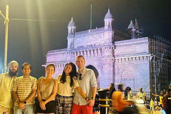 Mumbai by Night: Private Tour of Iconic Sights in Lights - A quick look at Crawford Market