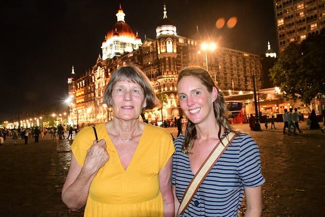 Mumbai by Night: Private Tour of Iconic Sights in Lights - Walking the curve of Marine Drive