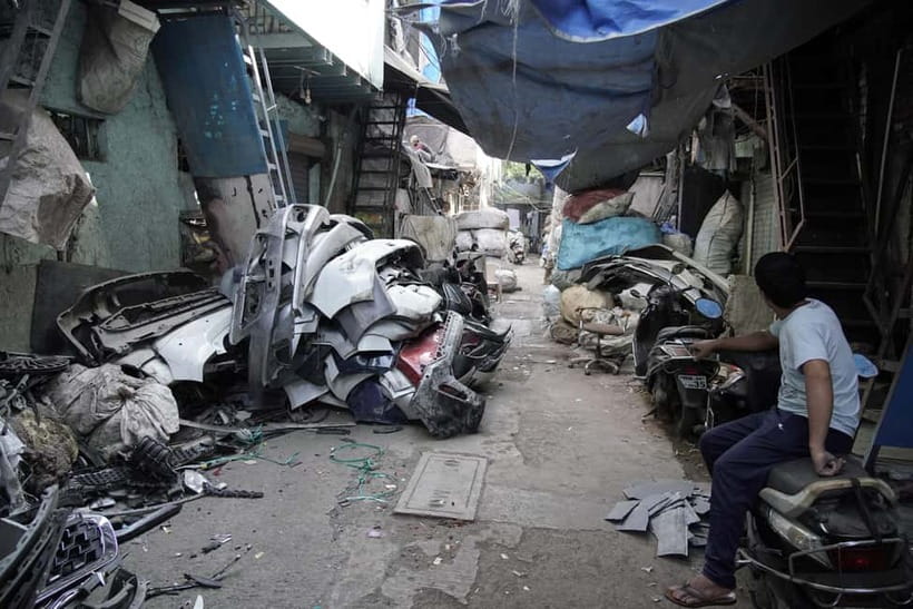 Mumbai: City & Slum Full-Day Exploration - Who should book this Mumbai exploration?
