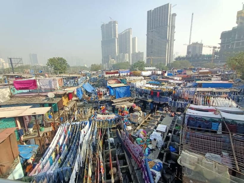 Mumbai: Dharavi Slum and Dhobi Ghat Tour with Train Ride - Clothing and comfort notes