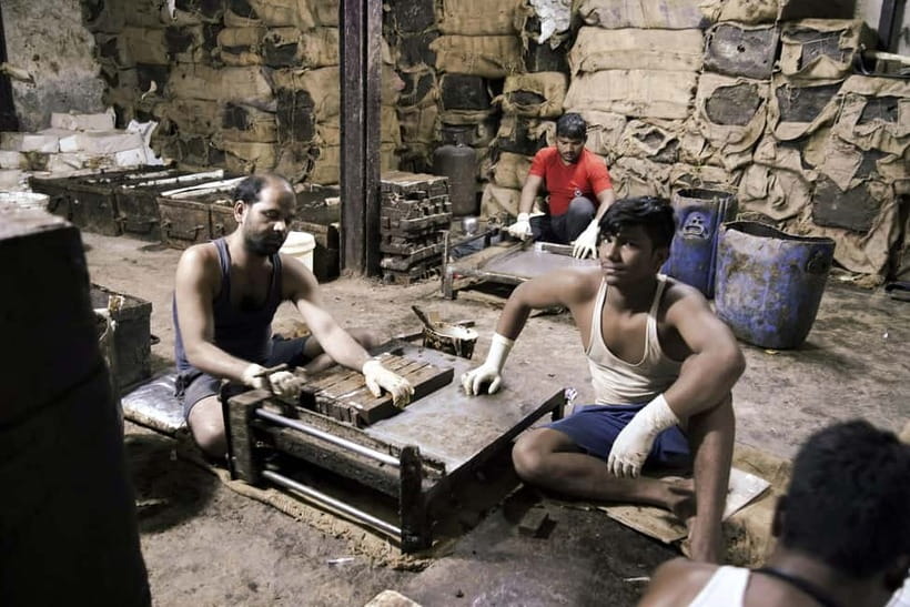 Mumbai Dharavi Slum Community Tour - Recycling, Garments, and Leather Workshops