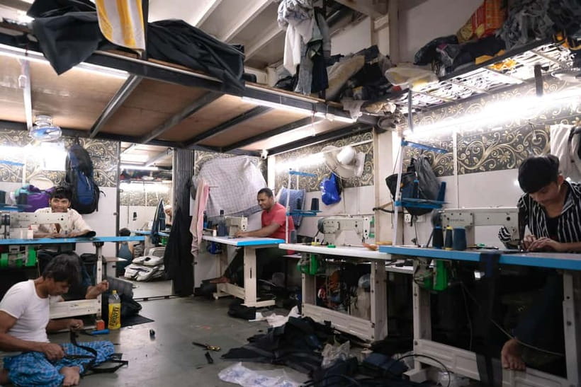 Mumbai: Dharavi Slum Guided Walking Tour by 1st Female Guide - The guide makes the difference