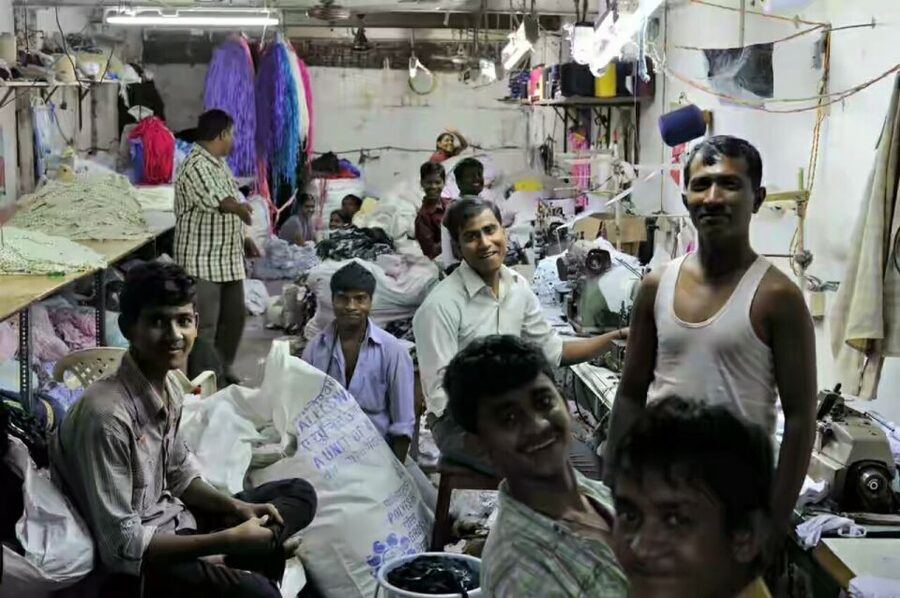 Mumbai: Dharavi Slum Slumdog Millionaire Tour with a Local - The optional meal with a local family