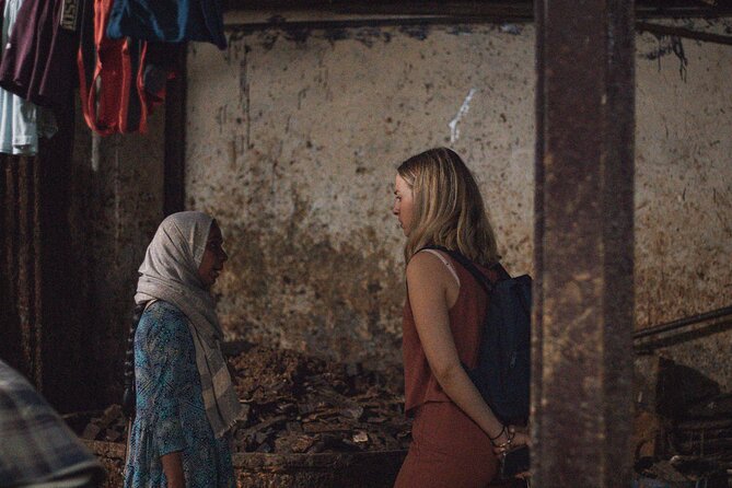 Mumbai Dharavi Slum Tour With Local English Guide - Why a guide matters here