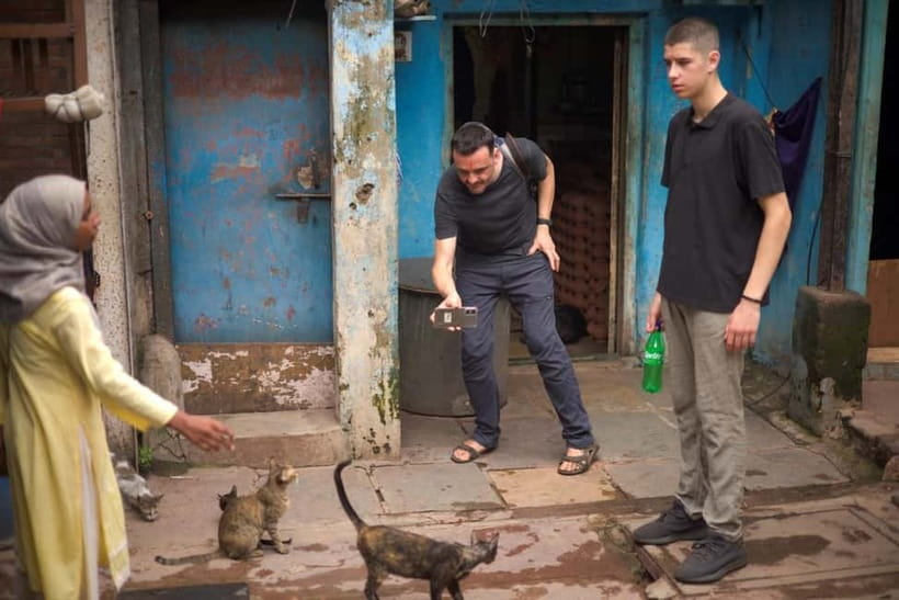 Mumbai Dharavi Slum Tour With Local English Guide - The main drawback: intensity and noise