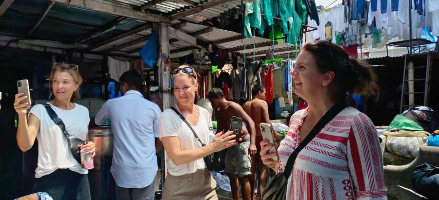 Mumbai: Dhobi Ghat Laundry and Dharavi Slum Tour with Local - Who should book this tour