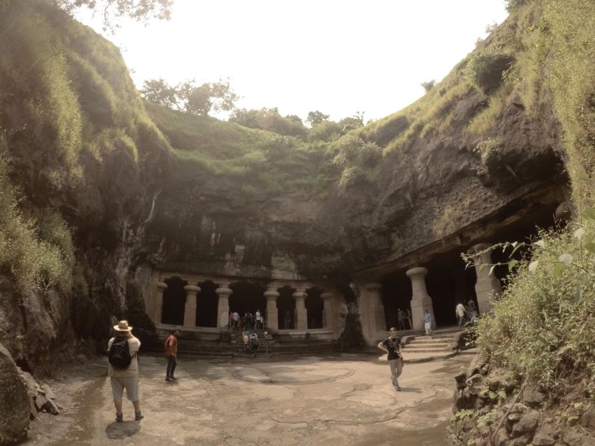 Mumbai: Elephanta Caves Half-Day Guided Tour with Expert - The 120 steps and the island approach