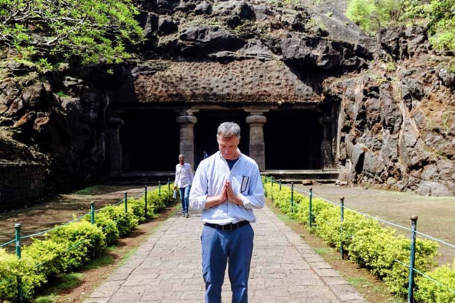 Mumbai: Elephanta Caves: Island Tour With Options - Transport, comfort, and what to bring