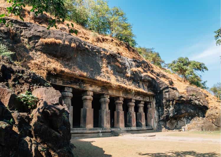 Mumbai: Elephanta Caves Private Tour with Ferry Ride - Should you book it?